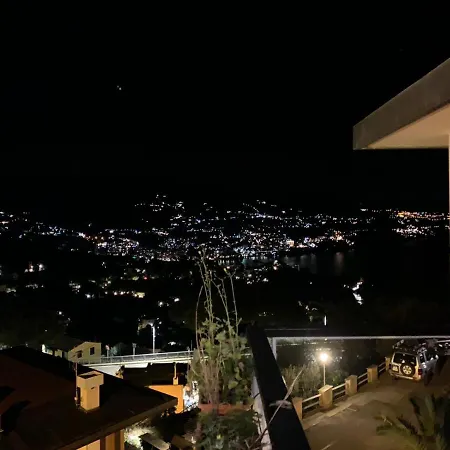 The Dolphin - Big With View In With Pool Rapallo