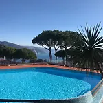 Apartman The Dolphin - Big With View In With Pool Rapallo